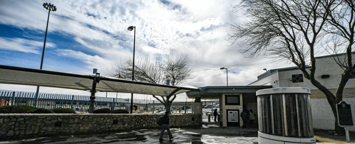 Acceso peatonal del cruce Paso del Norte