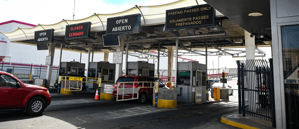 Acceso de peaje del puente internacional Stanton–Lerdo